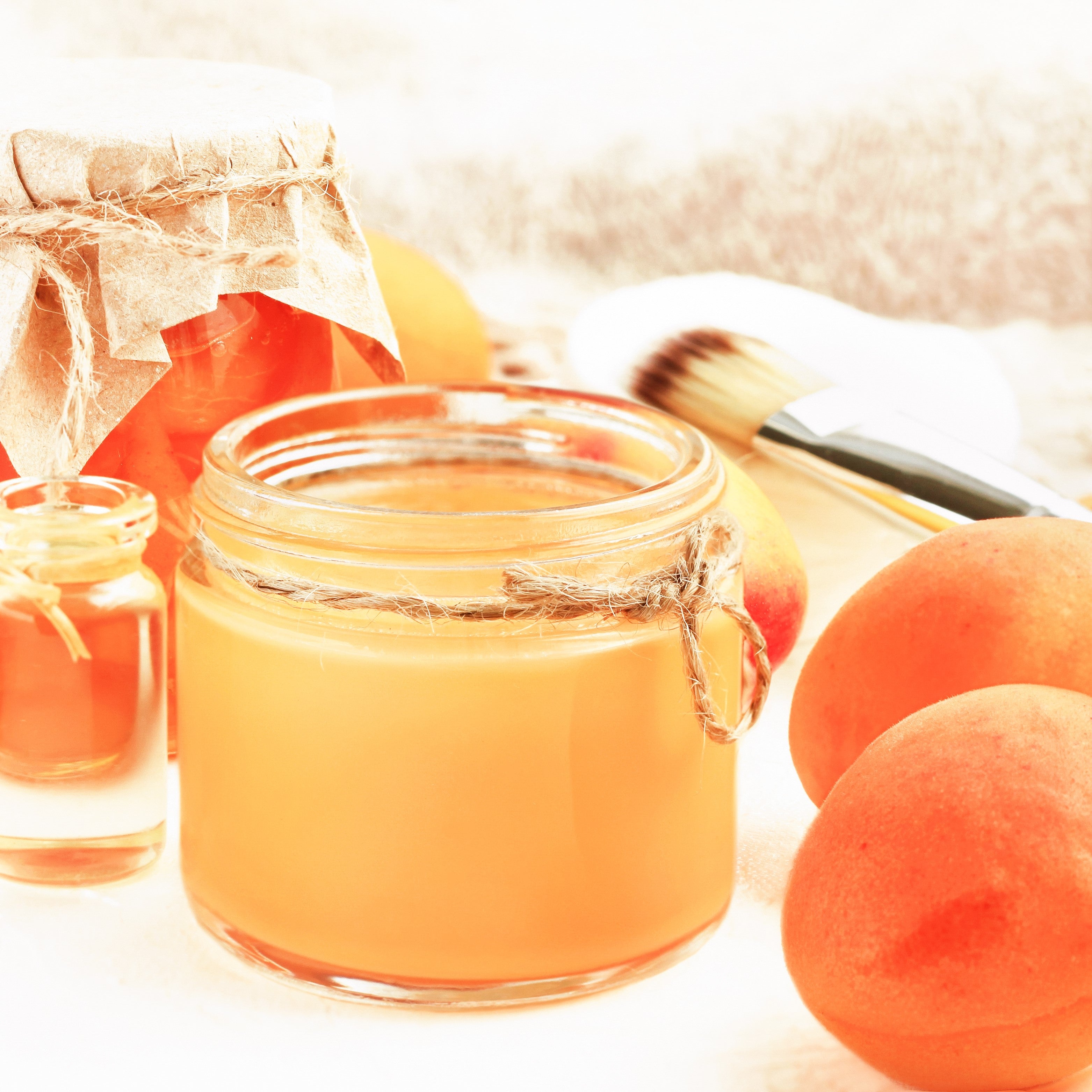 Aprikosenkernöl kalt gepresst, raffiniert